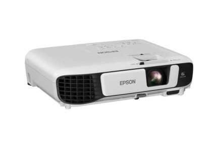 EPSON EB-S41  Projector, Mobile, SVGA 3LCD, 3.300 lumens